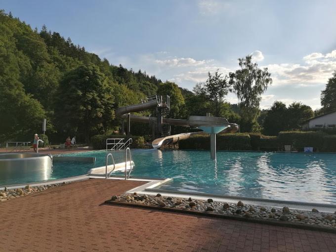 הלנתאל Ferienhaus Hescheld With Private Jacuzzi מראה חיצוני תמונה