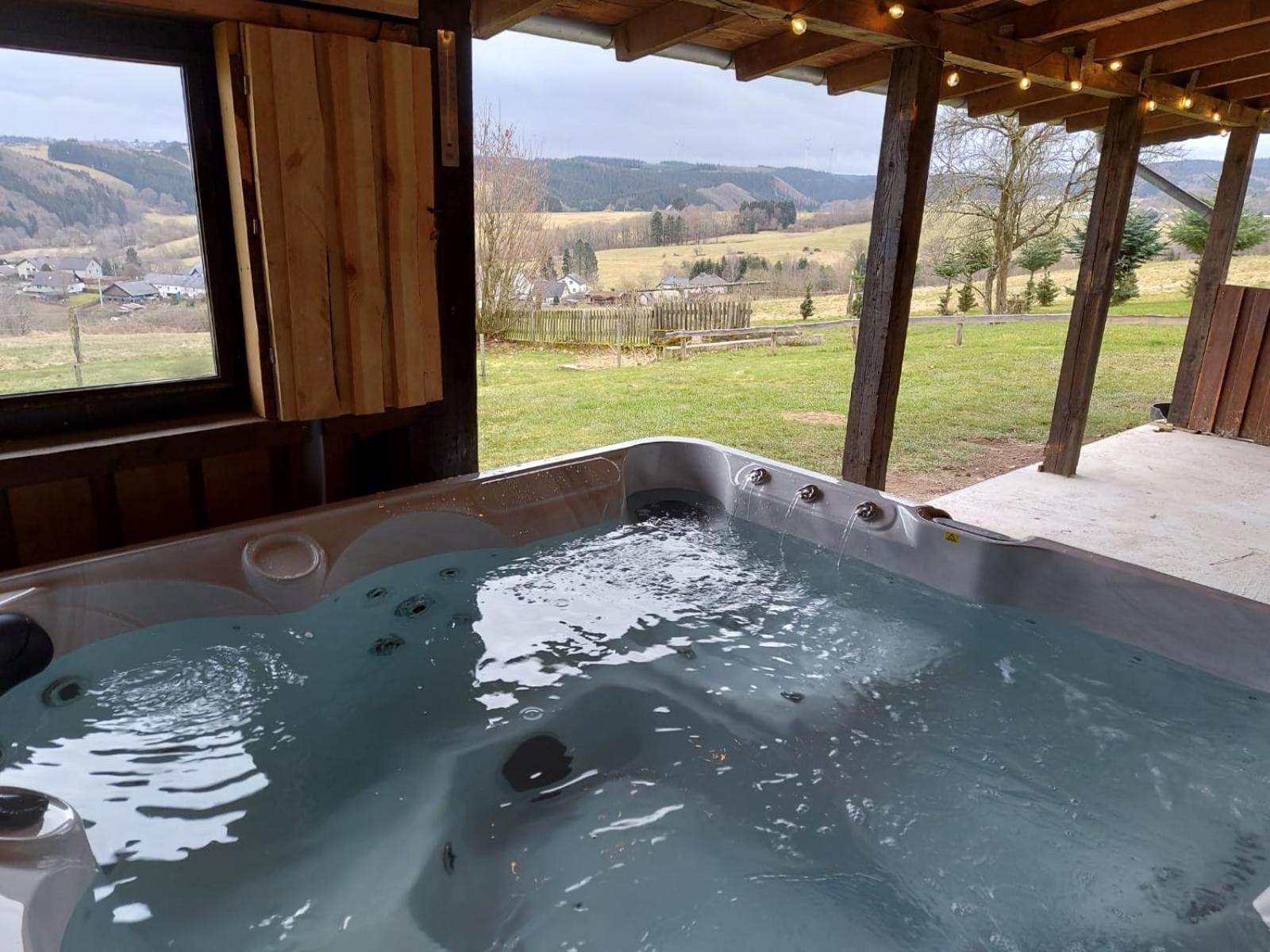 הלנתאל Ferienhaus Hescheld With Private Jacuzzi מראה חיצוני תמונה
